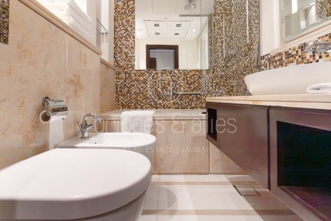 Снять в аренду квартиру в Даунтаун Дубай (Даунтаун Бурдж Дубай), Дубай: 1 спальня, 69м², № 90755 - фото 14