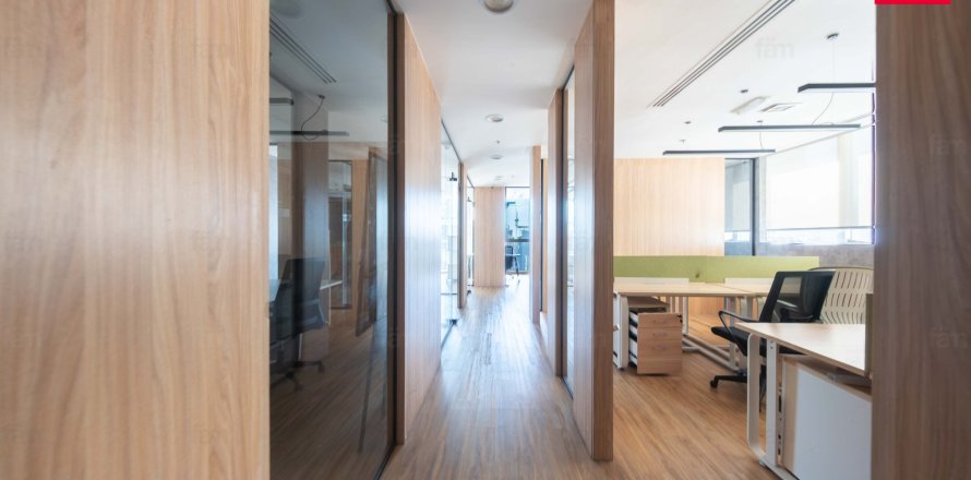 Bureau à Business Bay, Dubai, 128.7 m², № 84587