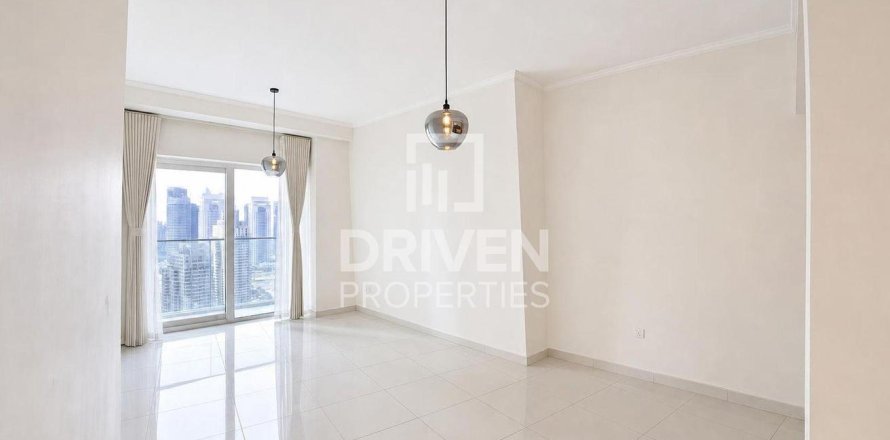 Apartment in Damac Heights, Dubai Marina, Dubai 3 bedrooms, 175.68 sq.m. № 128799
