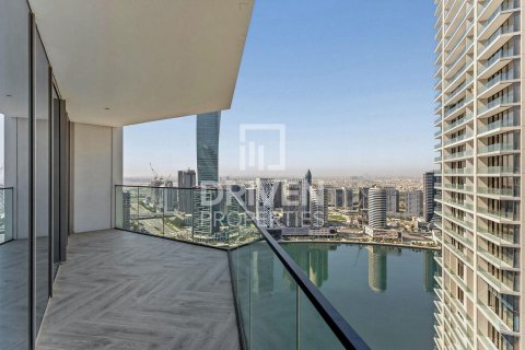 Appartement à Business Bay, Dubai, 2 chambres, 100.43 m², № 128786 - photo 12