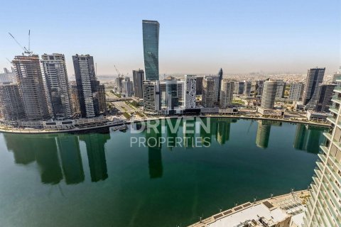 Appartement à Business Bay, Dubai, 2 chambres, 100.43 m², № 128786 - photo 13