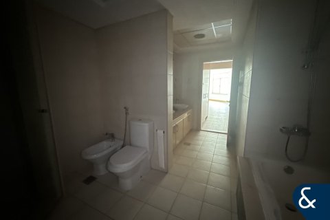 Купить квартиру в Shoreline Apartments, Пальма Джумейра, Дубай: 2 спальни, 186м², № 98216 - фото 4