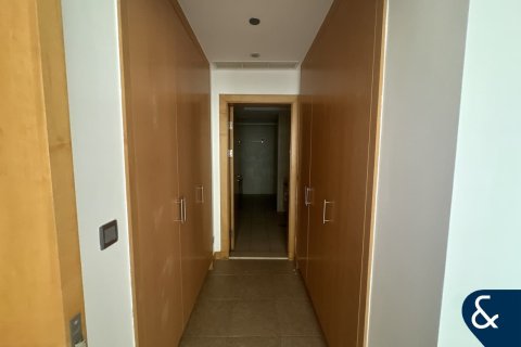 Купить квартиру в Shoreline Apartments, Пальма Джумейра, Дубай: 2 спальни, 186м², № 98216 - фото 7