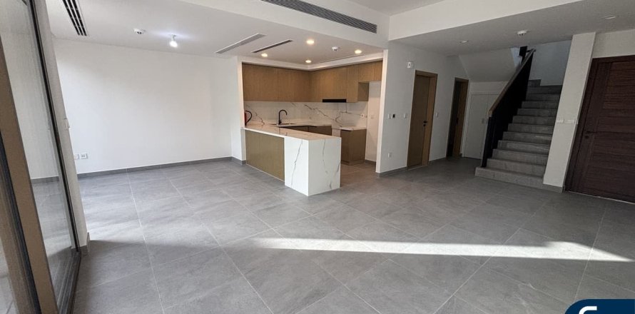 Adosado en Villanova, Dubai Land, Dubai, 3 dormitorios, 185 m², № 98215