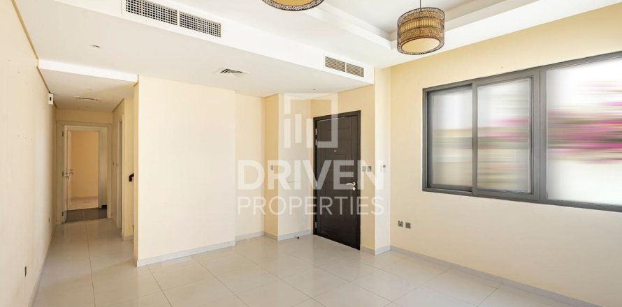 Townhouse in Dubai 3 bedrooms, 174.84 sq.m. № 142847
