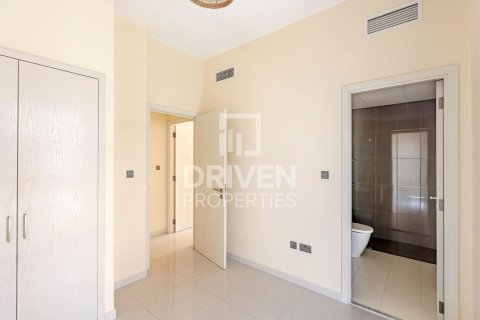 Townhouse in Dubai 3 bedrooms, 174.84 sq.m. № 142847 - photo 8