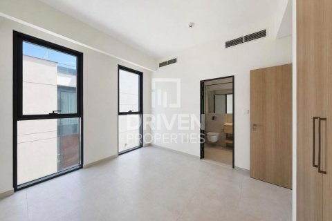 Villa in Arabian Ranches 3, Dubai 4 bedrooms, 417.51 sq.m. № 142857 - photo 9