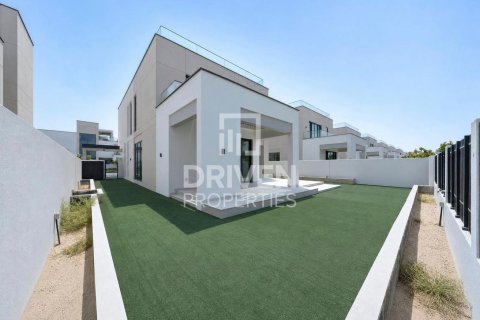 Villa in Arabian Ranches 3, Dubai 4 bedrooms, 417.51 sq.m. № 142857 - photo 28