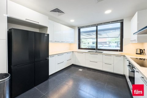 Villa à Dubai, 3 chambres, 324 m², № 100128 - photo 10