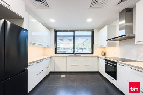 Villa à Dubai, 3 chambres, 324 m², № 100128 - photo 3