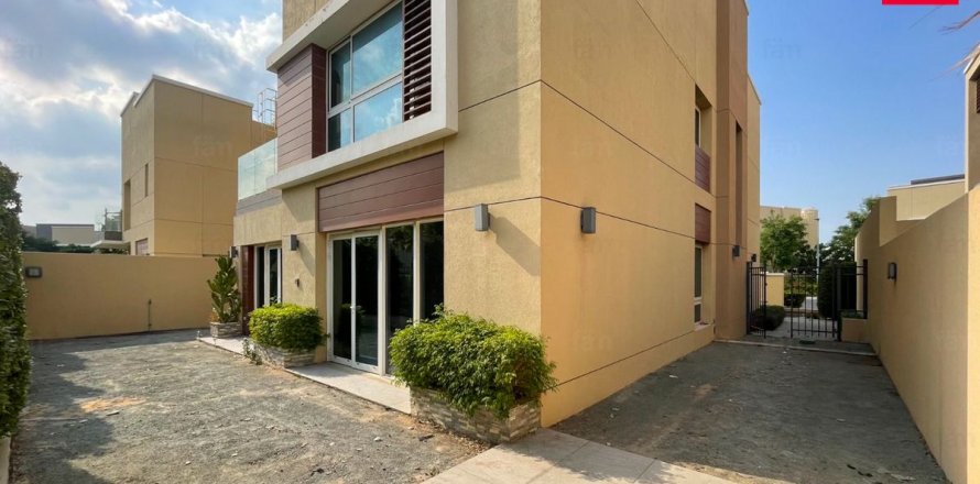 Villa à Al Barsha, Dubai, 4 chambres, 376.2 m², № 100140