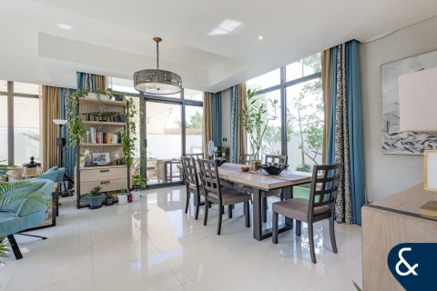 Купить виллу в DAMAC Hills (Akoya by DAMAC), Дубай: 6 спален, 457м², № 78720 - фото 6