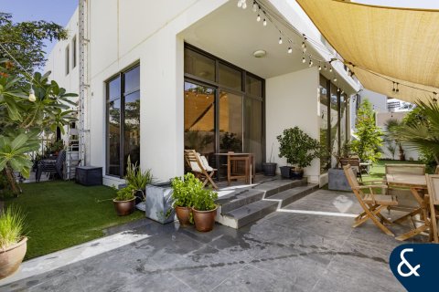 Купить виллу в DAMAC Hills (Akoya by DAMAC), Дубай: 6 спален, 457м², № 78720 - фото 5