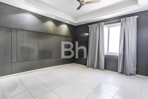 Villa in Living Legends, Dubai 4 bedrooms, 449 sq.m. № 57317 - photo 20