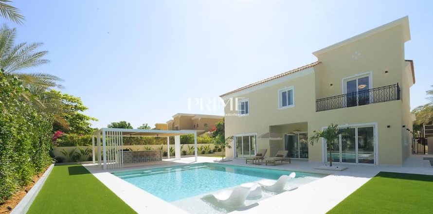 Villa à Arabian Ranches, Dubai, 5 chambres, 921 m², № 57320