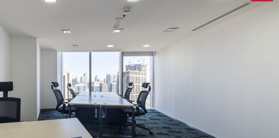 Oficina en Business Bay, Dubai, 1027.7 m², № 10935