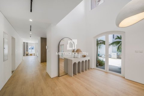 Villa en Signature Villas, Palm Jumeirah, Dubai, 5 dormitorios, 512 m², № 15972 - foto 4