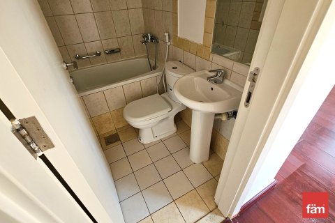 Adosado en Dubai, 2 dormitorios, 172.5 m², № 96302 - foto 11