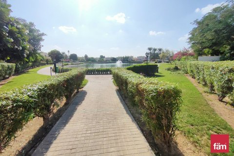 Adosado en Dubai, 2 dormitorios, 172.5 m², № 96302 - foto 18