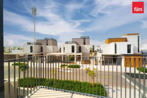 Снять в аренду виллу в Дубае: 4 спальни, 589.7м², № 96290 - фото 22