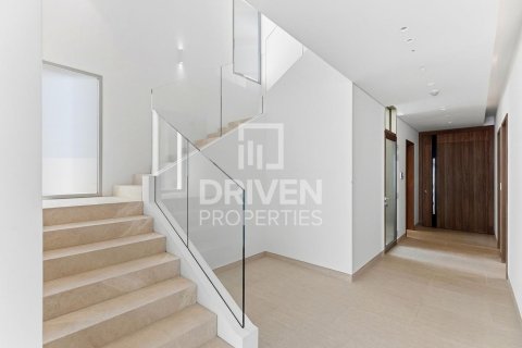 Villa à Jumeirah Park, Dubai, 5 chambres, 689.43 m², № 128820 - photo 3