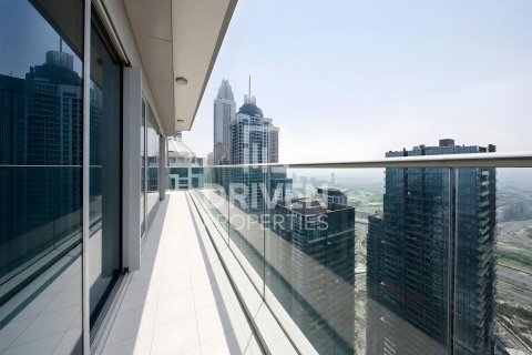 Apartment in Damac Heights, Dubai Marina, Dubai 3 bedrooms, 171.96 sq.m. № 128822 - photo 18