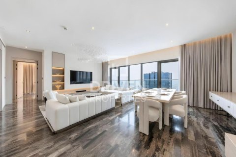 Apartment in Damac Heights, Dubai Marina, Dubai 3 bedrooms, 171.96 sq.m. № 128822