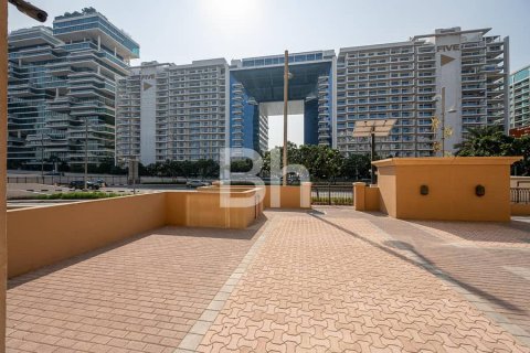 Снять в аренду таунхаус в Пальме Джумейре, Дубай: 3 спальни, 346м², № 21775 - фото 16
