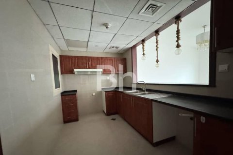 Купить квартиру в Джумейра Лейк Тауэрс, Дубай: 2 спальни, 135м², № 21776 - фото 8