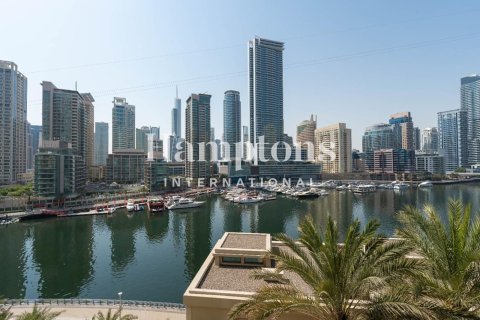 Apartamento en The Address Dubai Marina, Dubai Marina, Dubai, 3 dormitorios, 213.40190712 m², № 114685 - foto 17