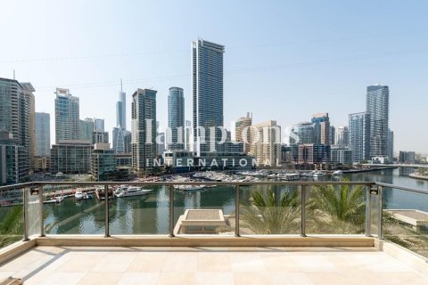 Apartamento en The Address Dubai Marina, Dubai Marina, Dubai, 3 dormitorios, 213.40190712 m², № 114685 - foto 5