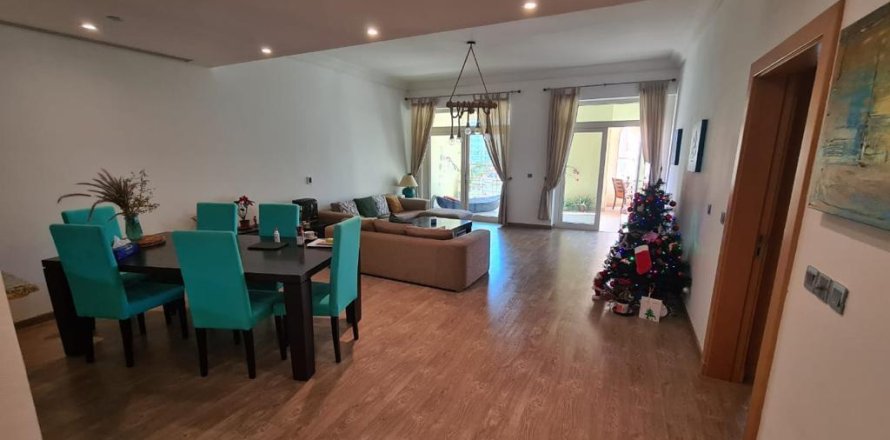 Квартира в Shoreline Apartments, Пальма Джумейра, Дубай, 2 спальни, 186м², № 61362