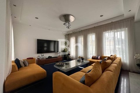 Снять в аренду виллу в Арабиан Ранчес, Дубай: 6 спален, 790м², № 22166 - фото 7