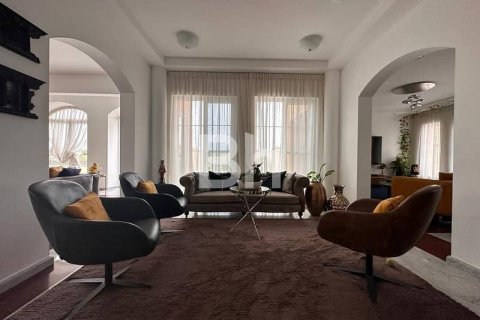 Снять в аренду виллу в Арабиан Ранчес, Дубай: 6 спален, 790м², № 22166 - фото 6