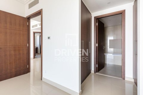 Apartment in Boulevard Point, Downtown Dubai (Downtown Burj Dubai), Dubai 2 bedrooms, 129.97 sq.m. № 128918 - photo 6