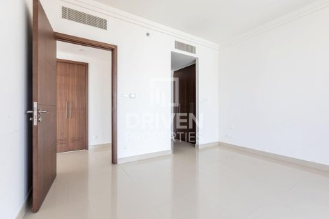 Apartment in Boulevard Point, Downtown Dubai (Downtown Burj Dubai), Dubai 2 bedrooms, 129.97 sq.m. № 128918 - photo 13