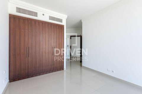 Apartment in Boulevard Point, Downtown Dubai (Downtown Burj Dubai), Dubai 2 bedrooms, 129.97 sq.m. № 128918 - photo 11