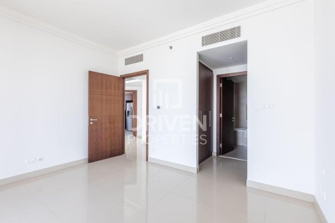 Apartment in Boulevard Point, Downtown Dubai (Downtown Burj Dubai), Dubai 2 bedrooms, 129.97 sq.m. № 128918 - photo 9
