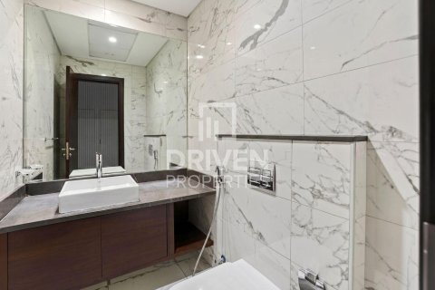 Apartment in Downtown Dubai (Downtown Burj Dubai), Dubai 1 bedroom, 98.2 sq.m. № 128919 - photo 12