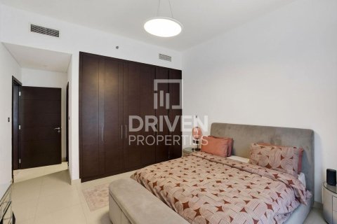 Apartment in Downtown Dubai (Downtown Burj Dubai), Dubai 1 bedroom, 98.2 sq.m. № 128919 - photo 9
