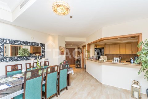 Apartamento en Palm Jumeirah, Dubai, 3 dormitorios, 205.5 m², № 6902 - foto 2
