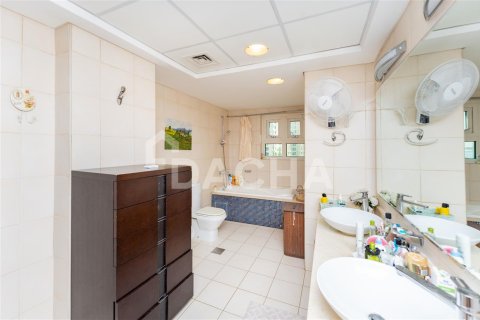 Apartamento en Palm Jumeirah, Dubai, 3 dormitorios, 205.5 m², № 6902 - foto 21