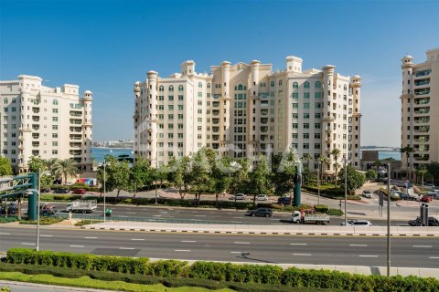 Apartamento en Palm Jumeirah, Dubai, 3 dormitorios, 205.5 m², № 6902 - foto 1