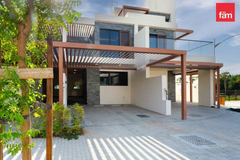 Maison de ville à Dubai, 4 chambres, 147.3 m², № 58294 - photo 1