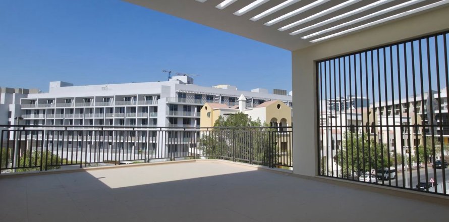 Villa à Dubai, 4 chambres, 249.8 m², № 58304