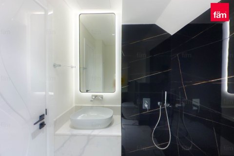Apartment in Business Bay, Dubai 2 bedrooms, 199 sq.m. № 53293 - photo 14