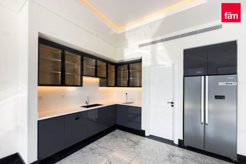 Apartment in Business Bay, Dubai 2 bedrooms, 199 sq.m. № 53293 - photo 4