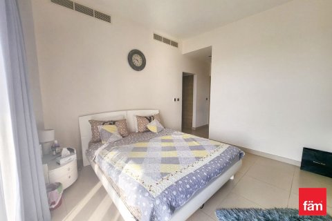 Villa in Dubai Hills Estate, Dubai 3 bedrooms, 424.8 sq.m. № 53294 - photo 14