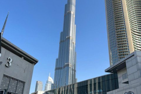 Apartment in Downtown Dubai (Downtown Burj Dubai), Dubai 2 bedrooms, 155.8 sq.m. № 53295 - photo 12