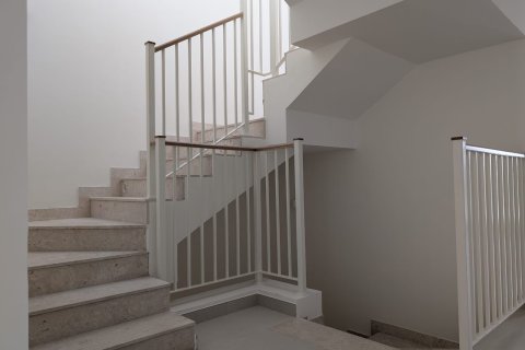 Townhouse in Dubai South (Dubai World Central), Dubai 4 bedrooms, 306.39409400 sq.m. № 63823 - photo 1